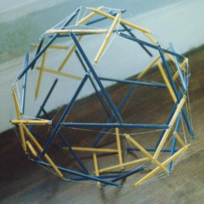 4v octahedral tensegrity sphere